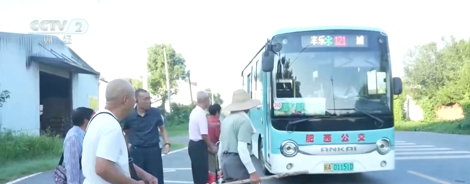 从“菜园子”到“菜市场” “扁担公交”护航高温下的“菜篮子”_从“菜园子”到“菜市场” “扁担公交”护航高温下的“菜篮子”_